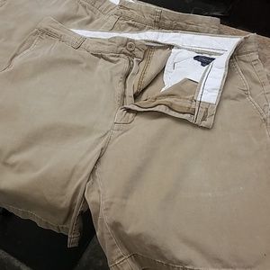 Roundtree & York Casuals Khaki Shorts